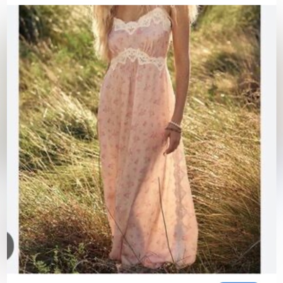 Spell Fleur Slip Dress in pink with lace detail. Worn once perfect condition - Picture 4 of 10